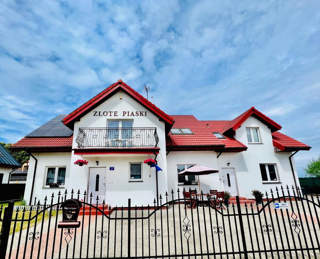 Zlote Piaski Ujście-Darłowskie Esterno foto